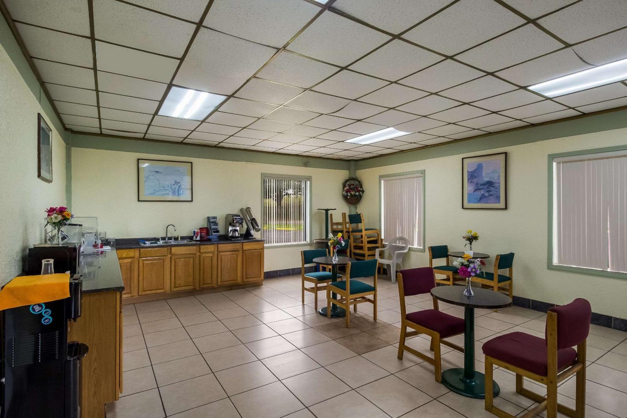 Rodeway Inn Conference Center 보몬트 외부 사진