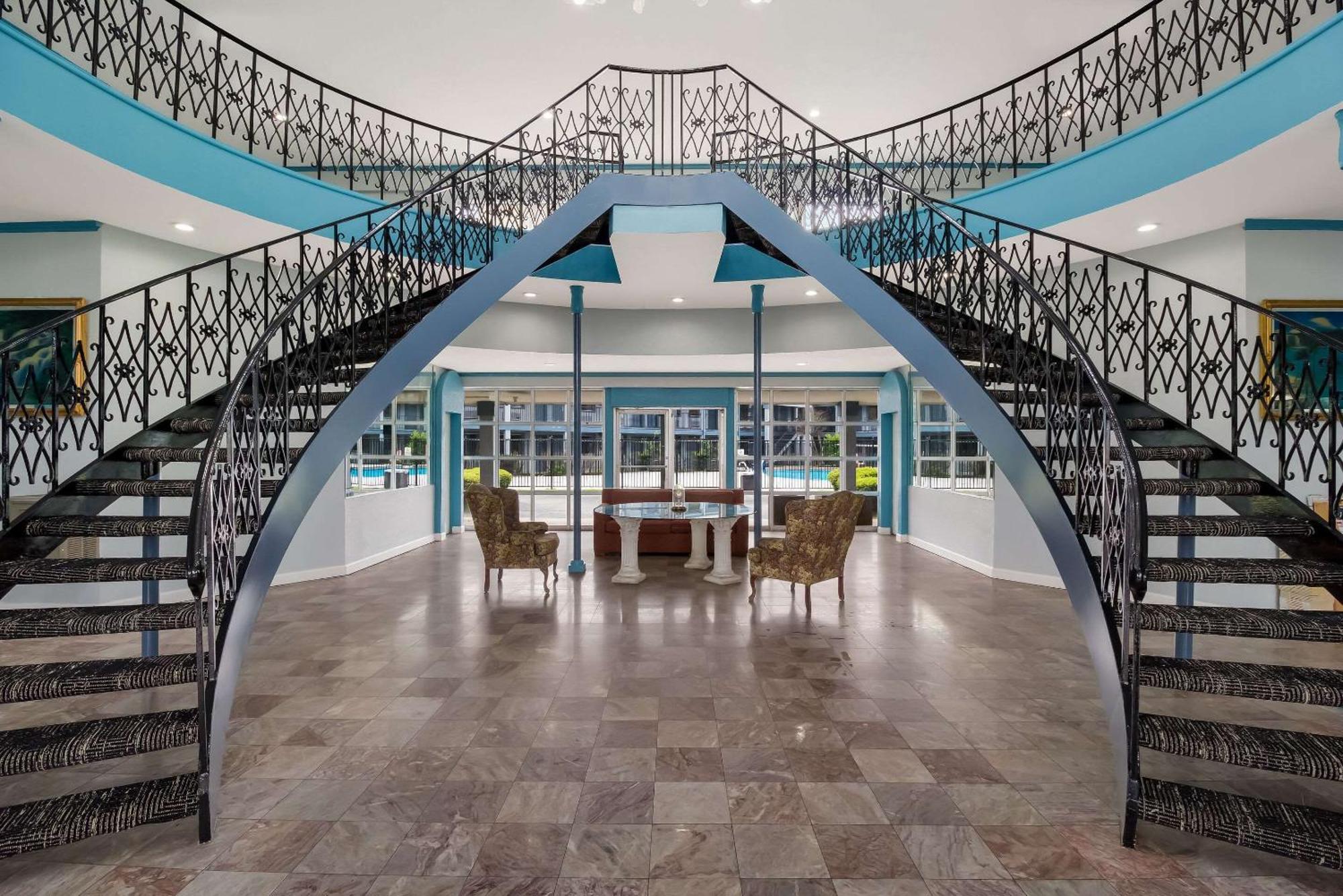 Rodeway Inn Conference Center 보몬트 외부 사진