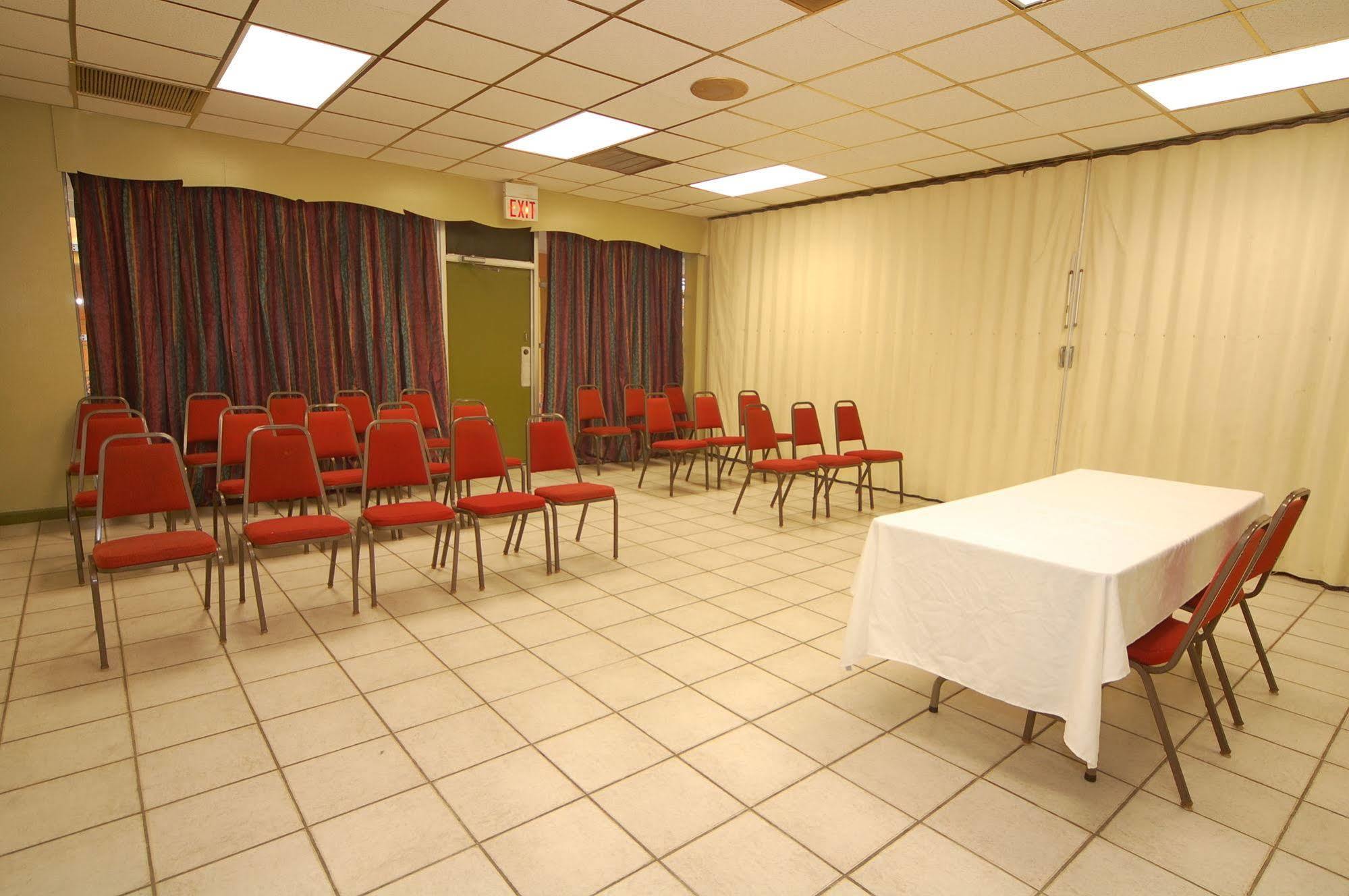 Rodeway Inn Conference Center 보몬트 외부 사진