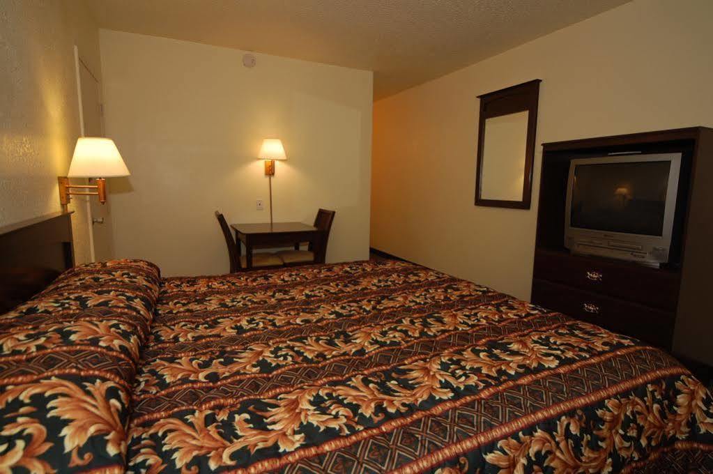 Rodeway Inn Conference Center 보몬트 외부 사진